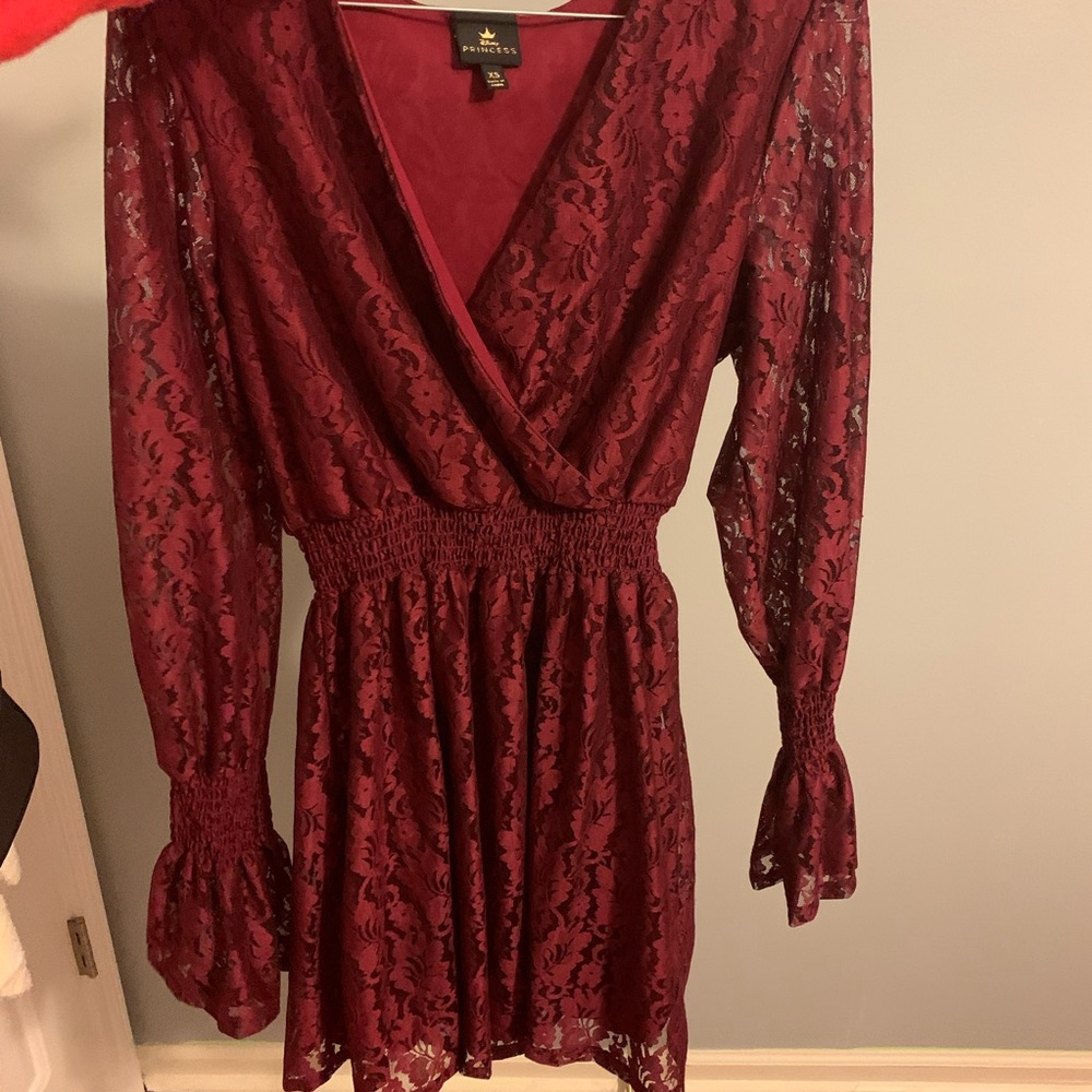Maroon short dress